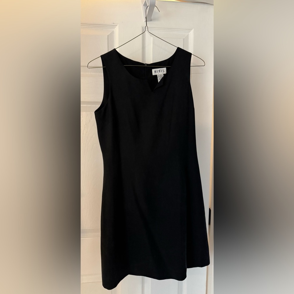 Mix It Elegant Black Sleeveless Mini Dress